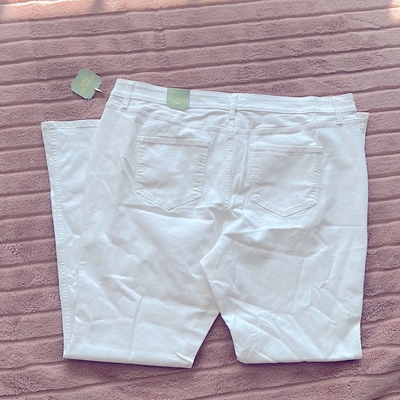 Ryegrass semi flared white jeans sz 22W - Picture 2 of 7